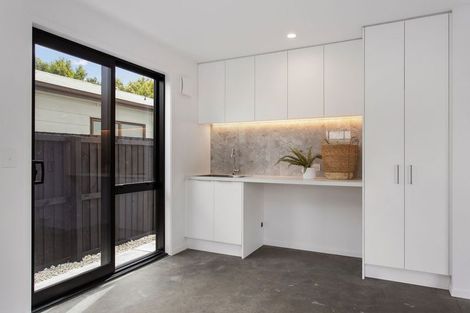 Photo of property in 19 Hutcheson Street, Sydenham, Christchurch, 8023