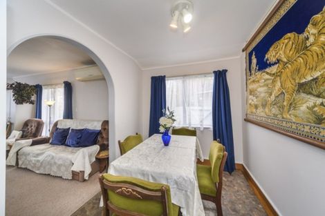 Photo of property in 84 Hillcrest Drive, Kelvin Grove, Palmerston North, 4414