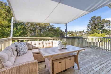 Photo of property in 39 Japonica Drive, Beach Haven, Auckland, 0626