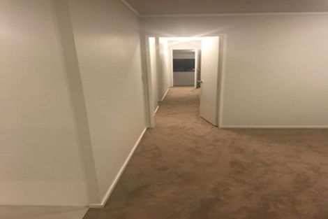 Photo of property in 25a Lavinia Crescent, Mangere East, Auckland, 2024