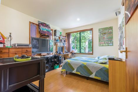 Photo of property in 94c Colwill Road, Massey, Auckland, 0614