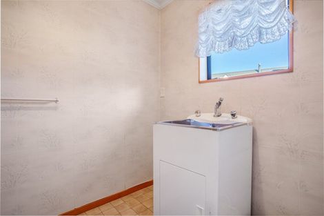 Photo of property in 35 Anne Street, Winton, 9720