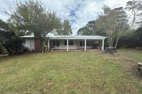 Photo of property in 208 Godley Road, Titirangi, Auckland, 0604