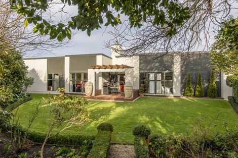 Photo of property in 14 Cam Place, Harewood, Christchurch, 8051