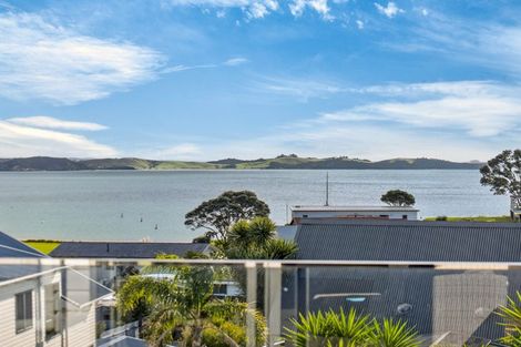 Photo of property in 15 Du Fresne Place, Russell, 0202