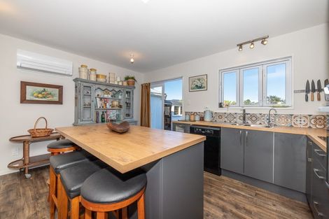 Photo of property in 14 Coates Street, Westport, 7825