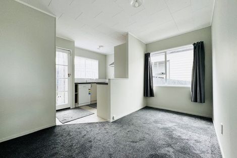 Photo of property in 52 Keegan Drive, Massey, Auckland, 0614