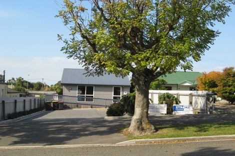 Photo of property in 30 Memorial Avenue, Parkside, Timaru, 7910