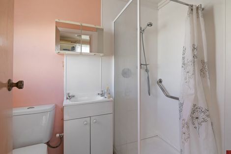 Photo of property in 8 Rata Street, Wairakei, Taupo, 3332