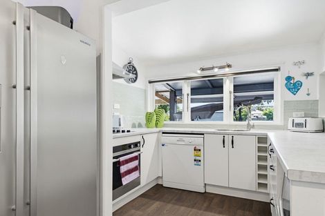 Photo of property in 74a Beach Road, Katikati, 3129