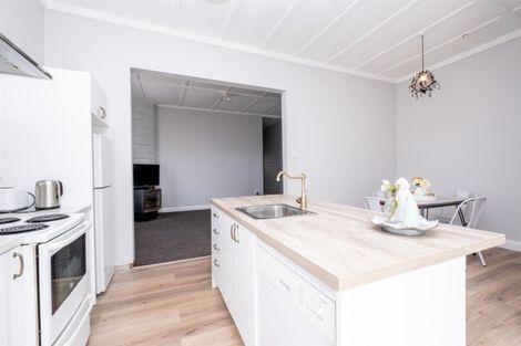 Photo of property in 58 Cordelia Street, Stratford, 4332