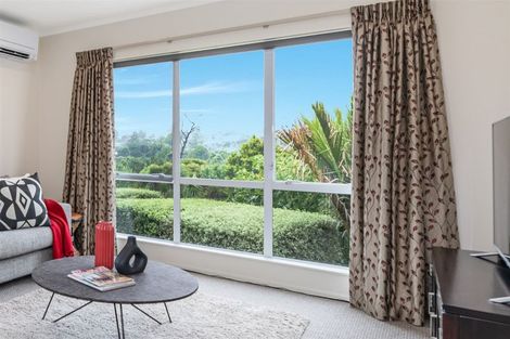 Photo of property in 31 Jubaea Place, Henderson, Auckland, 0610