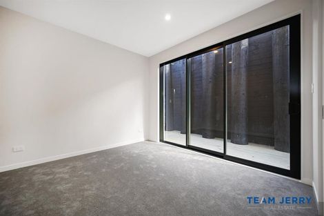 Photo of property in 20 Kuaha Road, Massey, Auckland, 0614
