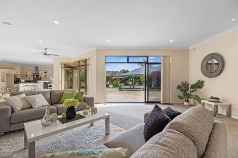 Photo of property in 626 Gloucester Road, Papamoa Beach, Papamoa, 3118