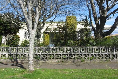 Photo of property in 1/6 Cornwall Street, Brooklands, New Plymouth, 4310
