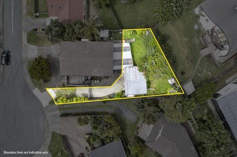 Photo of property in 4a Lowell Place, Massey, Auckland, 0614