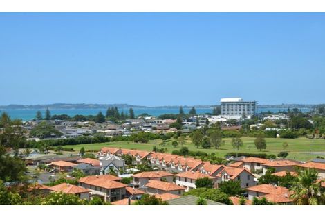Photo of property in 11b Orewa Heights Crescent, Orewa, 0931