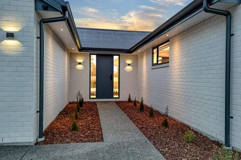 Photo of property in 14 Greig Crescent, Amberley, 7481