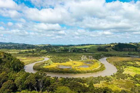 Photo of property in 193 Pinchgut Road, Kaukapakapa, 0873
