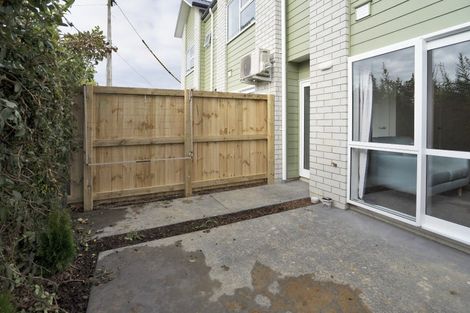 Photo of property in 16/10u Burrows Place, Frankton, Hamilton, 3204