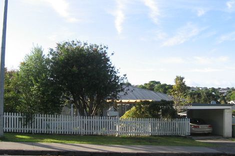 Photo of property in 82 Monarch Avenue, Hillcrest, Auckland, 0627
