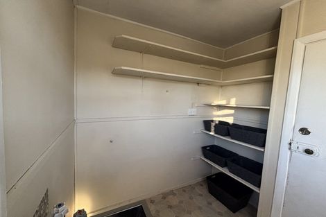 Photo of property in 37 Lambeth Crescent, Redwood, Christchurch, 8051