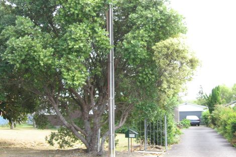 Photo of property in 12 Lancaster Road, Beach Haven, Auckland, 0626