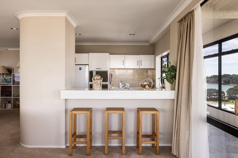 Photo of property in 21 Maunganui Road, Mount Maunganui, 3116