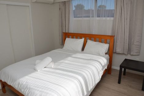 Photo of property in 26 Latham Avenue, Pakuranga, Auckland, 2010