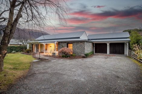 Photo of property in 21 Berkshire Street, Arrowtown, 9302