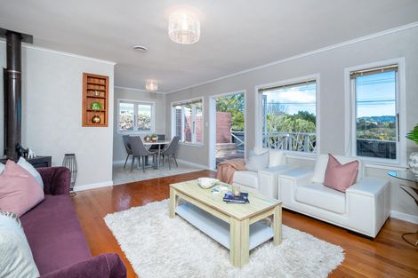 Photo of property in 82 Rosier Road, Glen Eden, Auckland, 0602