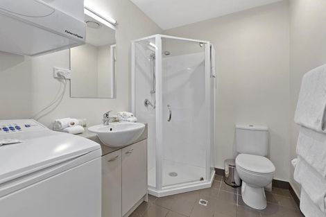 Photo of property in 1507/17 Osterley Way, Manukau, Auckland, 2104