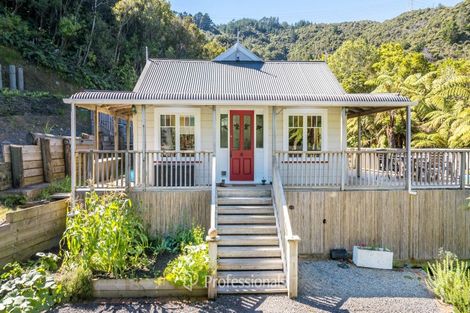 Photo of property in 5/99 Horoeka Street, Stokes Valley, Lower Hutt, 5019