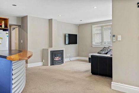 Photo of property in 100 Innes Road, St Albans, Christchurch, 8052