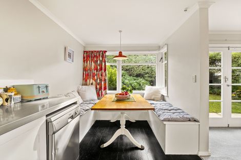 Photo of property in 141 Easther Crescent, Kew, Dunedin, 9012
