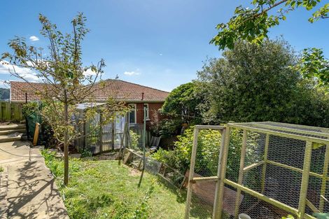 Photo of property in 63 Easther Crescent, Kew, Dunedin, 9012