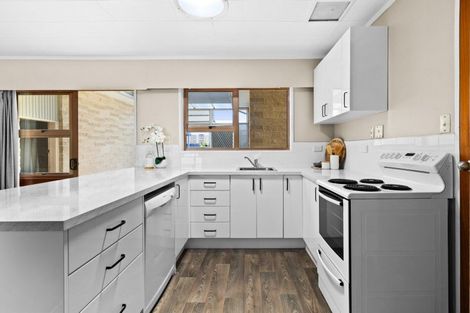 Photo of property in 7 Ngarimu Street, Havelock North, 4130