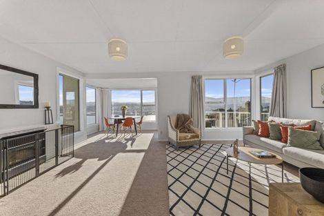Photo of property in 43 Shandon Road, Vauxhall, Dunedin, 9013