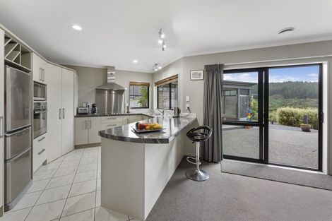 Photo of property in 15 Percy Kinsman Crescent, Riverstone Terraces, Upper Hutt, 5018