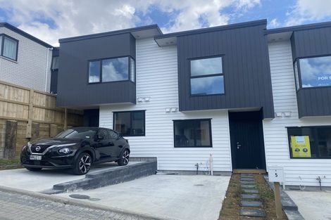 Photo of property in 5 Kautawa Lane, Massey, 0614