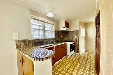 Photo of property in 45 Heyford Close, Mangere, Auckland, 2022