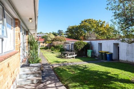 Photo of property in 4/79 Glendale Road, Glen Eden, Auckland, 0602