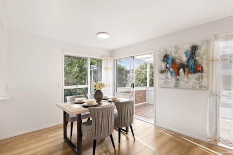 Photo of property in 9k View Road, Glenfield, Auckland, 0627