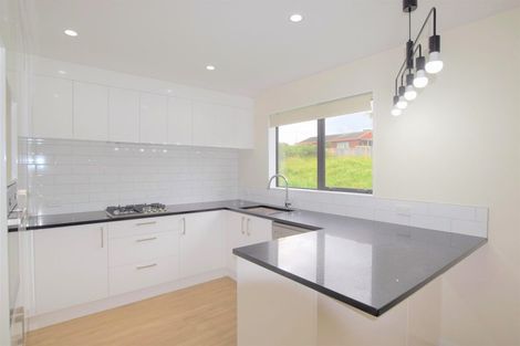 Photo of property in 71a Fruitvale Road, New Lynn, Auckland, 0600