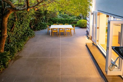 Photo of property in 9 Easdale Street, Kelburn, Wellington, 6012