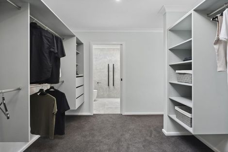 Photo of property in 2 Oakum Road, Whitby, Porirua, 5024