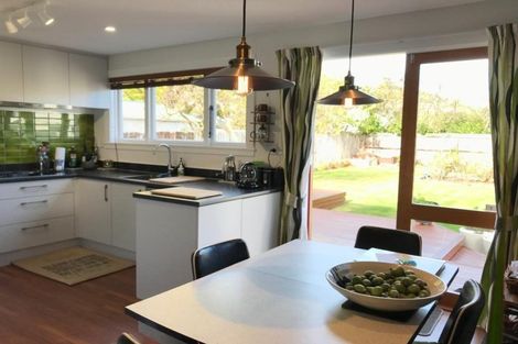 Photo of property in 80 Martin Avenue, Beckenham, Christchurch, 8023