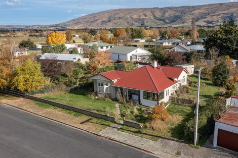 Photo of property in 11 West Street, Middlemarch, 9597