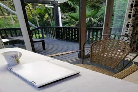 Photo of property in 10-12 Glenesk Road, Piha, New Lynn, 0772