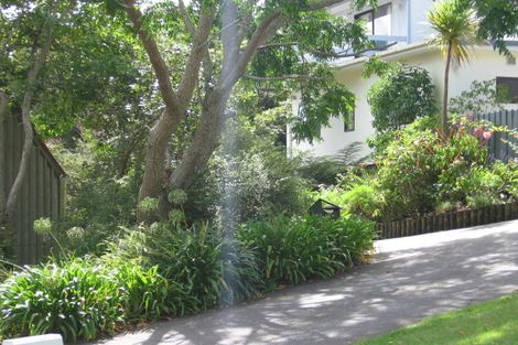 Photo of property in 2/17 Telephone Road, Birkenhead, Auckland, 0626